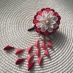 つまみ細工  半くすのお花の髪飾り