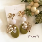 フラワーチタンピアス オリーブリーフ