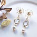 NEW❁︎きらめく雪の華イヤリング