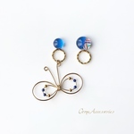ガラスとちょうちょうのピアス