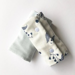 抱っこ紐 よだれカバー すずらんの刺繍柄♡ブルー(日本製ガーゼ）
