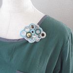 ビジューのキラキラブローチ*aqua