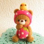 【ｒ様ご予約品】いちごくまちゃんとひよこちゃん　羊毛フェルト