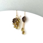 『シャルドネ』小さな葡萄の雫 アシンメトリーピアス♡イヤリング