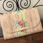 蛇腹式！びっくりなカードケース＊flower ベージュ