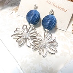 シルバー系お花チャームピアス