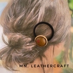 【送料無料】革のハートヘアゴム