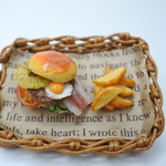 マグネット  トロピカルバーガーとフライドポテト                           ミニチュアフード  食品サンプル 