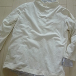 ボトルネック・アイボリー綿ニット