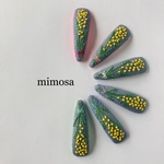刺繍のピン　ミモザ のスワッグ