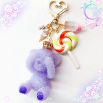 ★購入可★【レジン作品】病みクマキーホルダー(あざといver.)