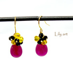 赤紫のドロップとyellow＆blackつぶつぶピアス/イヤリング