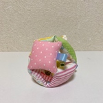 優しい布ボール★鈴入り★紐付き★タグ★赤ちゃんボール