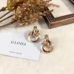 ゴールド×シルバーチェーンピアス／サークルピアス／樹脂／アレルギー対応／小ぶり