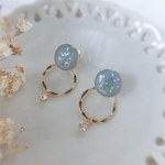 small pearl .° 青