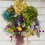 孔雀草と紫陽花など全18種の花材のドライフラワースワッグ