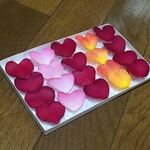 お花屋さんが作ったハートの形の秋バラドライフラワー20枚