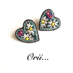 【中】ハート花柄刺繍ピアス