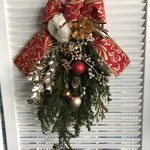 クリスマススワッグ
