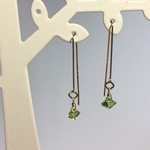 ☆14kgf☆ペリドットのスクエアピアス