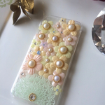お花いっぱい　キラキラレースの　iPhoneケース　6P