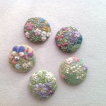 【再販】リネンと花刺繍のヘアゴム or ブローチ