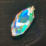 虹の結晶 アポフィライト型 ビビッド ペンダントトップ VD-153