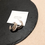 シンプルシルバーピアス　変形