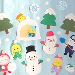 にわとり親子の雪遊び♪冬の壁面飾り