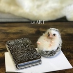 ペーパーウェイト&スマホケース・ハリネズミ