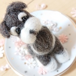 お座りこいぬ...シュナウザー♪*ﾟ羊毛フェルト 犬 ペット ぬいぐるみ  ドール ブライス