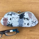 がま口めがねケース　猫ちゃんたくさん