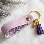 本革とリバティのキーホルダー ペールライラック