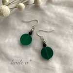 グリーンめのう×オニキスのピアス／イヤリング　一点限り