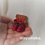 ＊革のミニショートブーツのブローチ＊赤＊イタリアンレザー＊