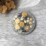 刺繍ブローチ クラッシック