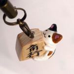将棋の駒猫ストラップ（三毛猫）
