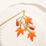 秋深まる🍁 華麗な紅葉（もみじ）の簪（かんざし）