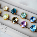 ヴィンテージビジューのブローチ charme