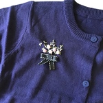 刺繍入りカーディガン　　140サイズ　ネイビー