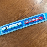 痛くないように…長めの肩紐カバー（電車・水色）