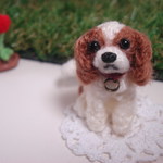 犬　キャバリア　イヤホンジヤック、ストラップ、ドールハウスに