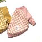 【Sサイズ】リッチドット（さくらカラー）のラグラントレーナー犬服  （完成品）