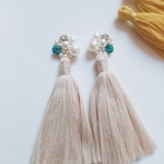 上品ゴージャスピアス/イヤリング/樹脂ピアス/樹脂イヤリング/アレルギー対応