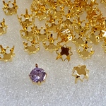 DZ004☆50個入り☆花台座☆6mm石用台座☆石座•フレーム•空き枠パーツ☆ゴールド　金色　再販