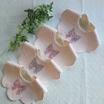 汚す子だって可愛いのしたい！リバティ使いの花びらスタイ（受注生産）