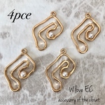 【4pce】変形パール付きチャーム
