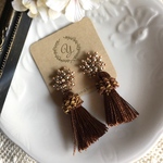 ベイクドカラー♡つぶつぶパールとタッセルのピアス／イヤリング　ブラウン