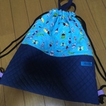 キルティング　昆虫柄　手持ち巾着袋 ナップサック にも★ 体操着袋 お着替え袋　大きめ