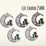 黒猫の透かしチャーム